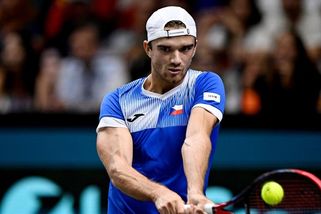 Některá Macháčova rozhodnutí nejsou dobrá, divil se Navrátil - Sport.cz